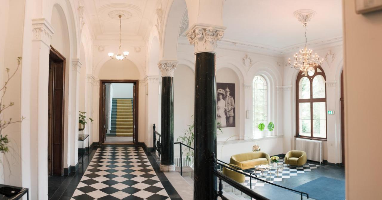 Hotel Schloss Neetzow Buitenkant foto
